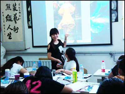 北京服装设计培训学校手绘设计班老师